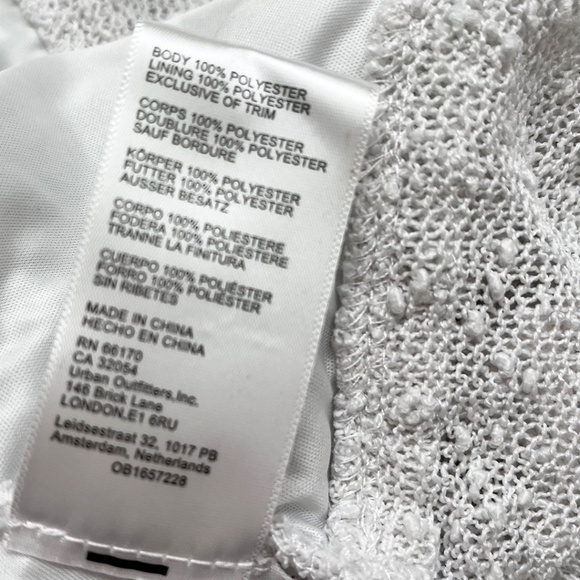 Urban Outfitters Textured Long Sleeve Cropped Blouse White XL - Picture 11 of 14